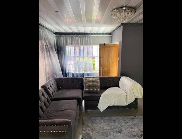 3 BEDROOM HOUSE FOR SALE IN AMANDASIG